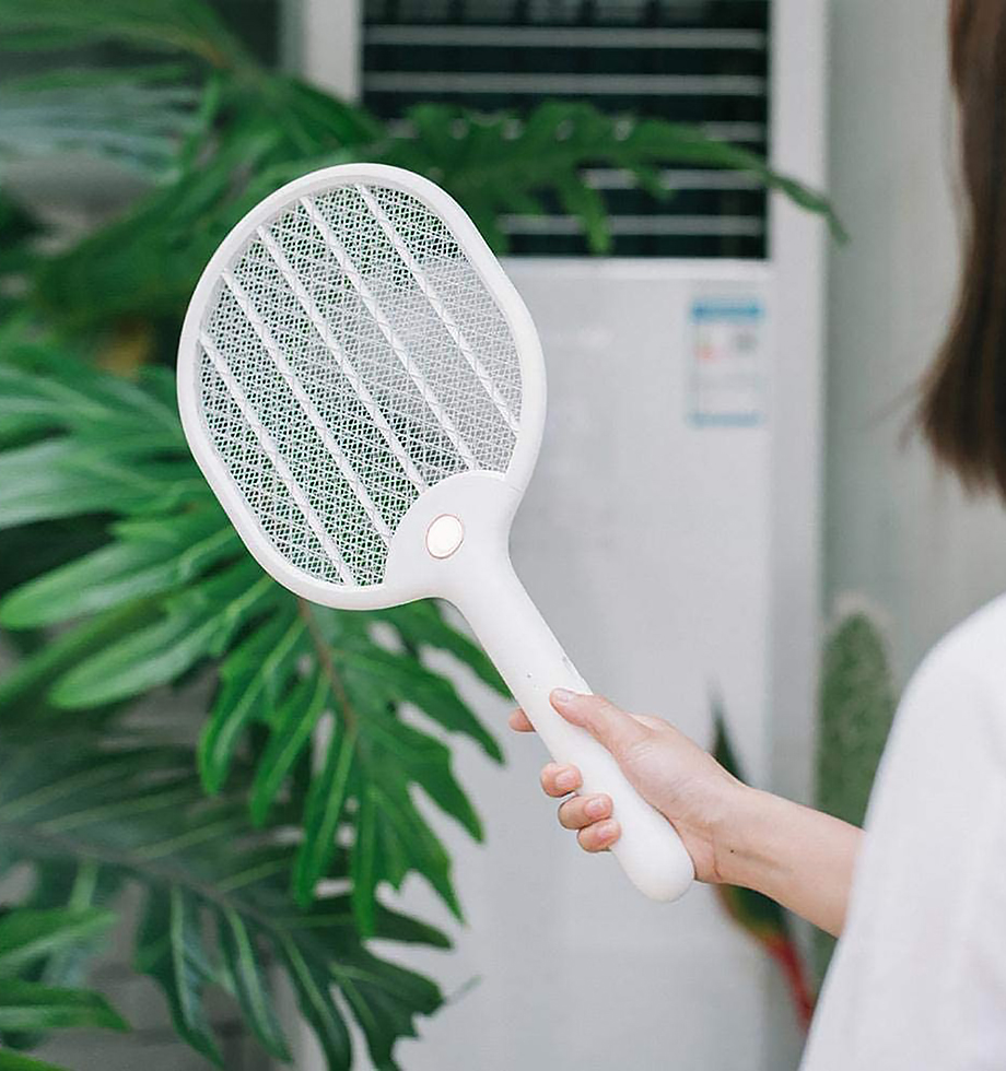 4 Xiaomi Jordan and Judy VC037 Electric Mosquito Bat.jpg
