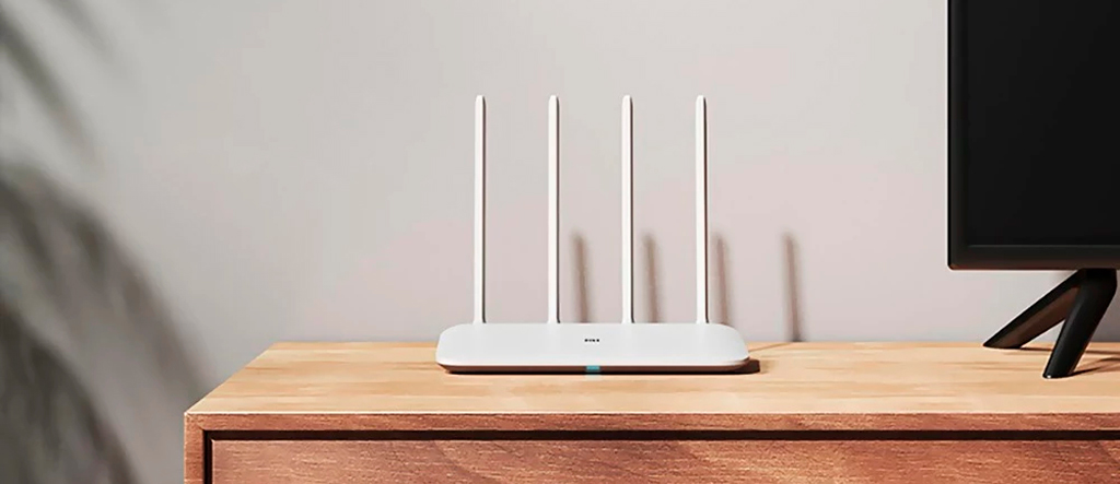 Xiaomi Mi WiFi Router 4 позволяет управлять настройками роутера даже находясь далеко от дома